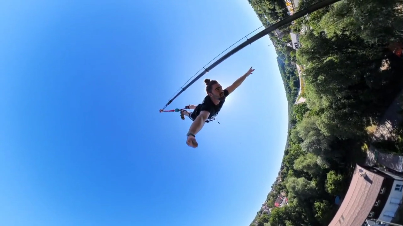 Bungee jumping 50m
